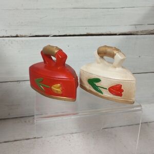 Vintage Artmark Japan Iron Shaped Salt & Pepper Shakers Tulip Design Handpainted
